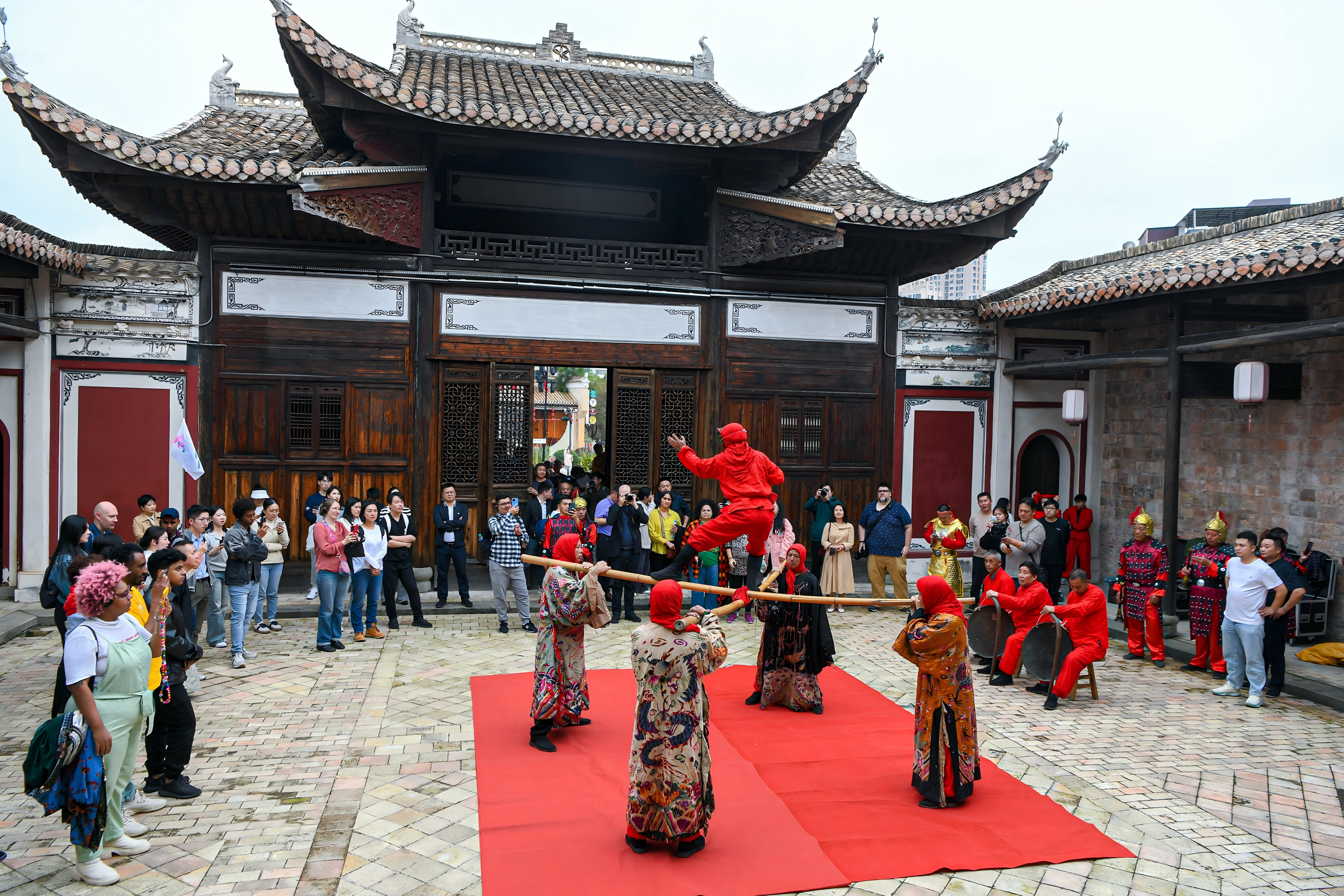 我院组织金砖国家青年走进江西宜春